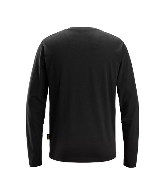 Long-sleeved T-shirt