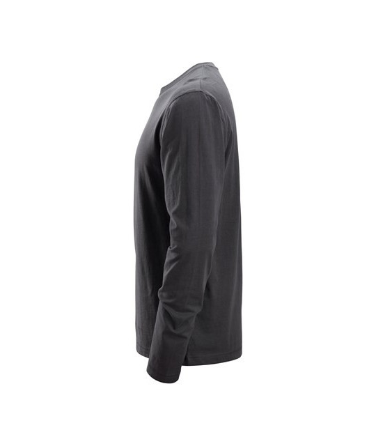Long-sleeved T-shirt