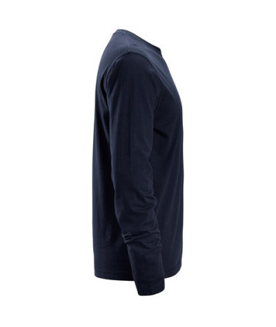 Long-sleeved T-shirt
