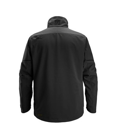 The ultimate softshell jacket that is lightweight, offers windproof protection and freedom of movement. With reflective details