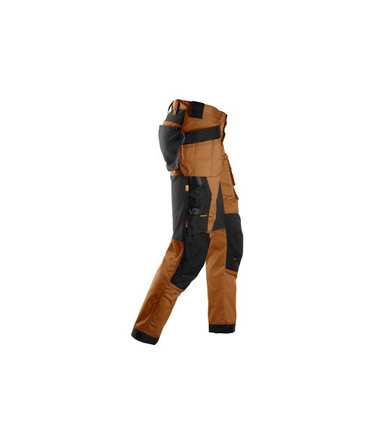 Stretch pants with holster pockets