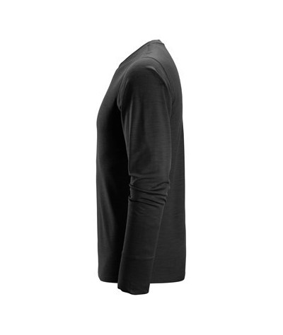 Long-sleeved wool t-shirt