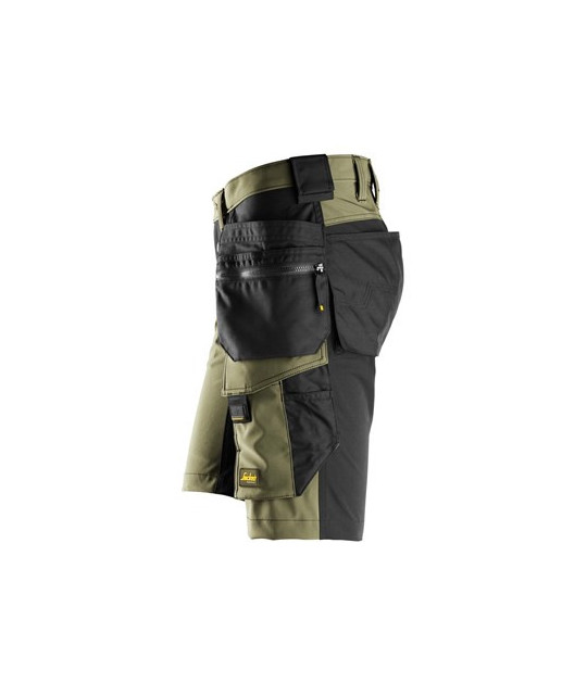 4-way stretch shorts with holster pockets