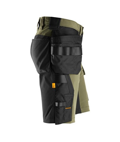 4-way stretch shorts with holster pockets