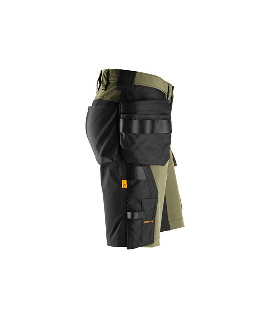 4-way stretch shorts with holster pockets