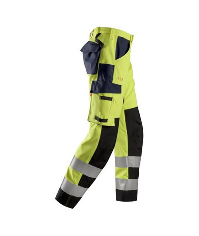 High-visibility pants, 2 o'clock