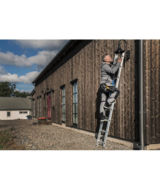 Anliggande enkelstege BASE