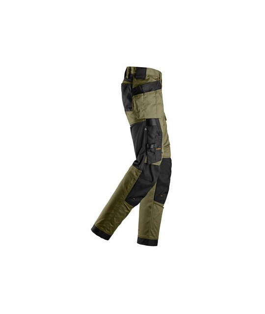 Women's stretch pants with holster pockets